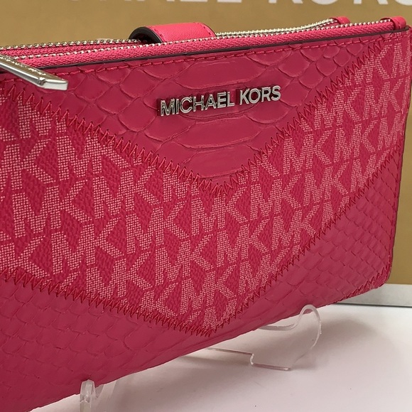 Michael Kors Large Double Zip Wristlet 
Smartphone Case Wallet Electric Pink - Picture 8 of 13